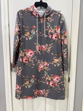Floral Hooded Tunic Dress in Gray and Pink